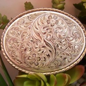 🤠Silver Plated Oval Engraved Western Buckle🤩